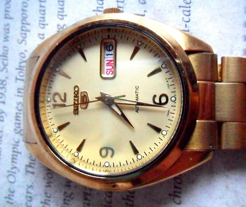 Clean Vintage 1990's Men's Seiko 5 D/D Automatic 7S26-0060 Gold Tone Watch Runs