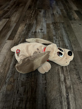 1997 Galoob Toys Inc. pound puppy plush toy - Excellent Condition 