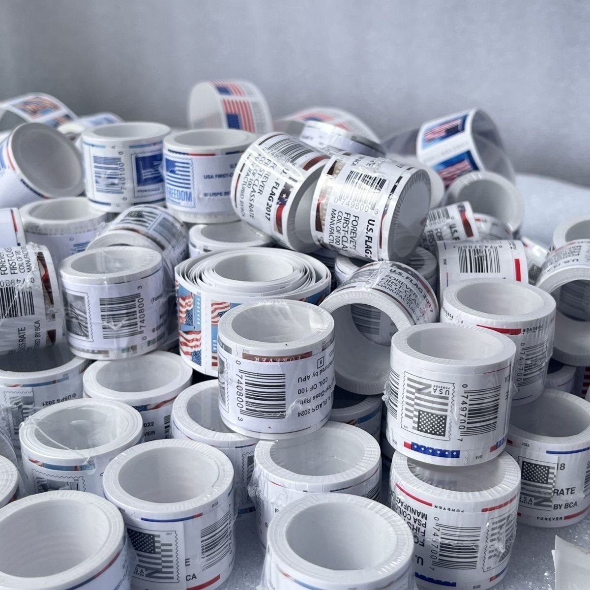 Newest 1 ROLLS Of 100 USPS-postage,100 PCS-Special Sale, New Sealed!