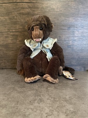 WARNER BROS 2011 THE HANGOVER PART II CRYSTAL THE MONKEY 13 INCH PLUSH NEW