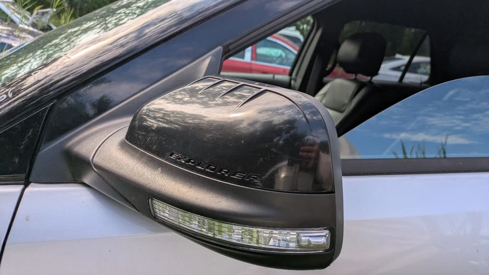 Used A/C Compressor fits: 2014 Ford Explorer 3.5L w/o turbo Grade A - Imagem 2 de 4