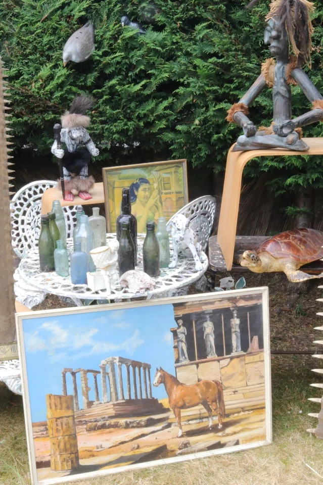 Antique Fair / Carboot FLASH  Sale In the Garden