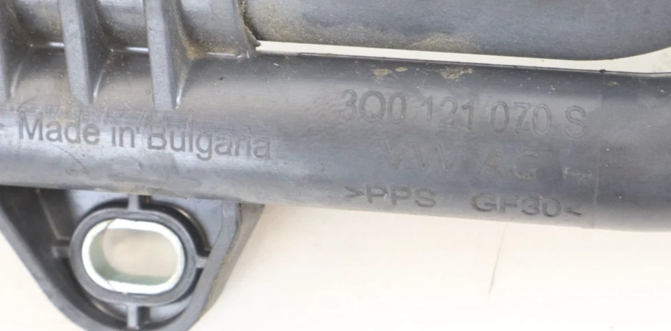 Original VAG Audi VW Seat Skoda Kühlmittelrohr Rohr 3Q0121070S - Bild 2 von 2