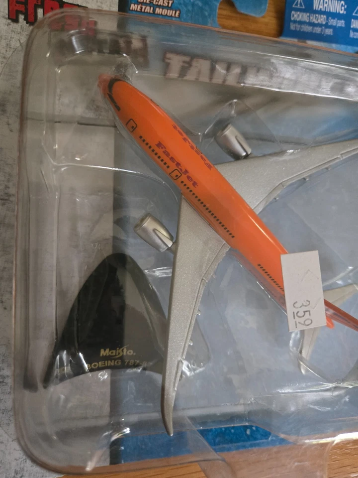 Maisto Tailwinds 2011, metal fresco, Boeing 747-8 Fast Jet, nuevo en paquete, China Foto 2 de 4