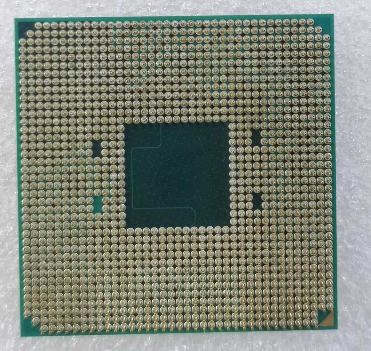AMD RYZEN 5 Pro 5650GE Socket AM4 Unlock100-000000258 35W AMD RYZEN 5 Pro 5650GE Socket AM4 Unlock100-000000258 35W