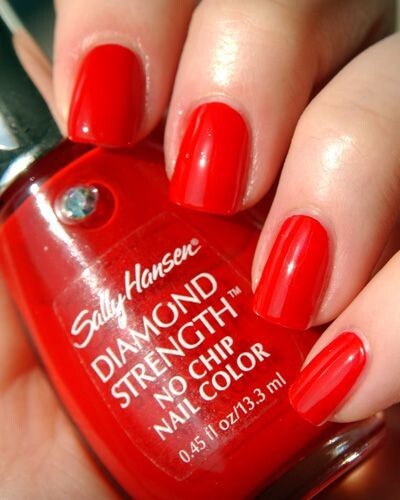 SALLY HANSEN Diamond Strength No Chip Nail Polish 13.3ml- Diamonds and Rubies