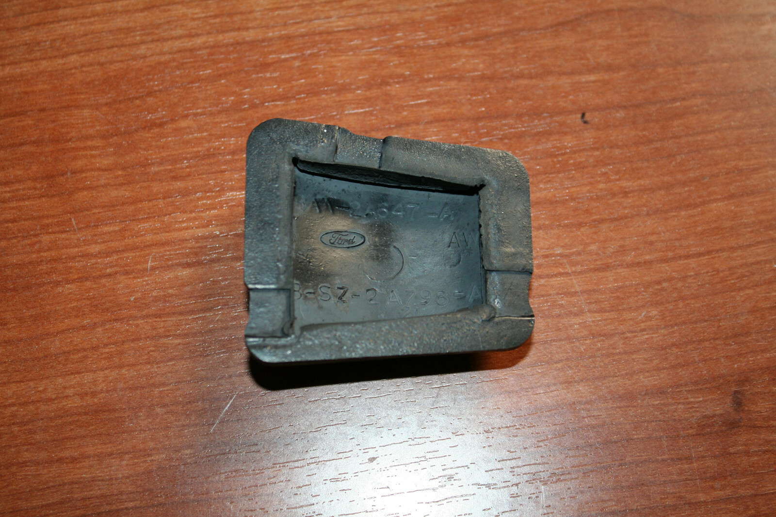 NOS Ford Parking Brake Pedal Rubber Pad C8SZ2A798A 6872 Thunderbird