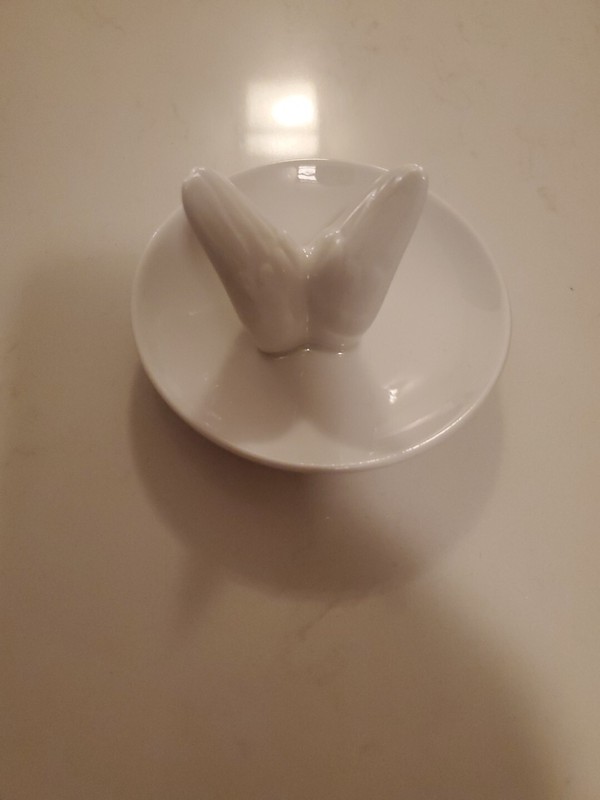 White Porcelain Trinket Tray / Vide Poche With Wings!! Dia. 4”. H 2.25”