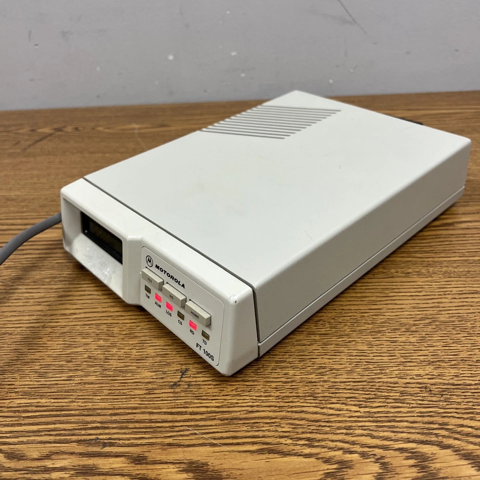 Motorola FT 100S FT100 Multiplexer / T1 CSU - Image 2 of 4