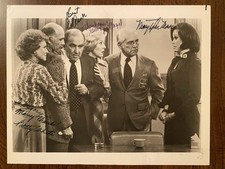 The Mary Tyler Moore Show Cast Signed Autographed Photo By 5 With COA VERY RARE