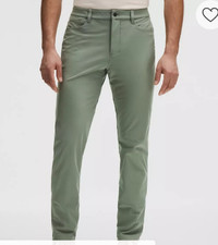 Lululemon ABC Pants Men's 31 x 29 Green Slim Fit Stretch LM5AQYS Casual Preppy