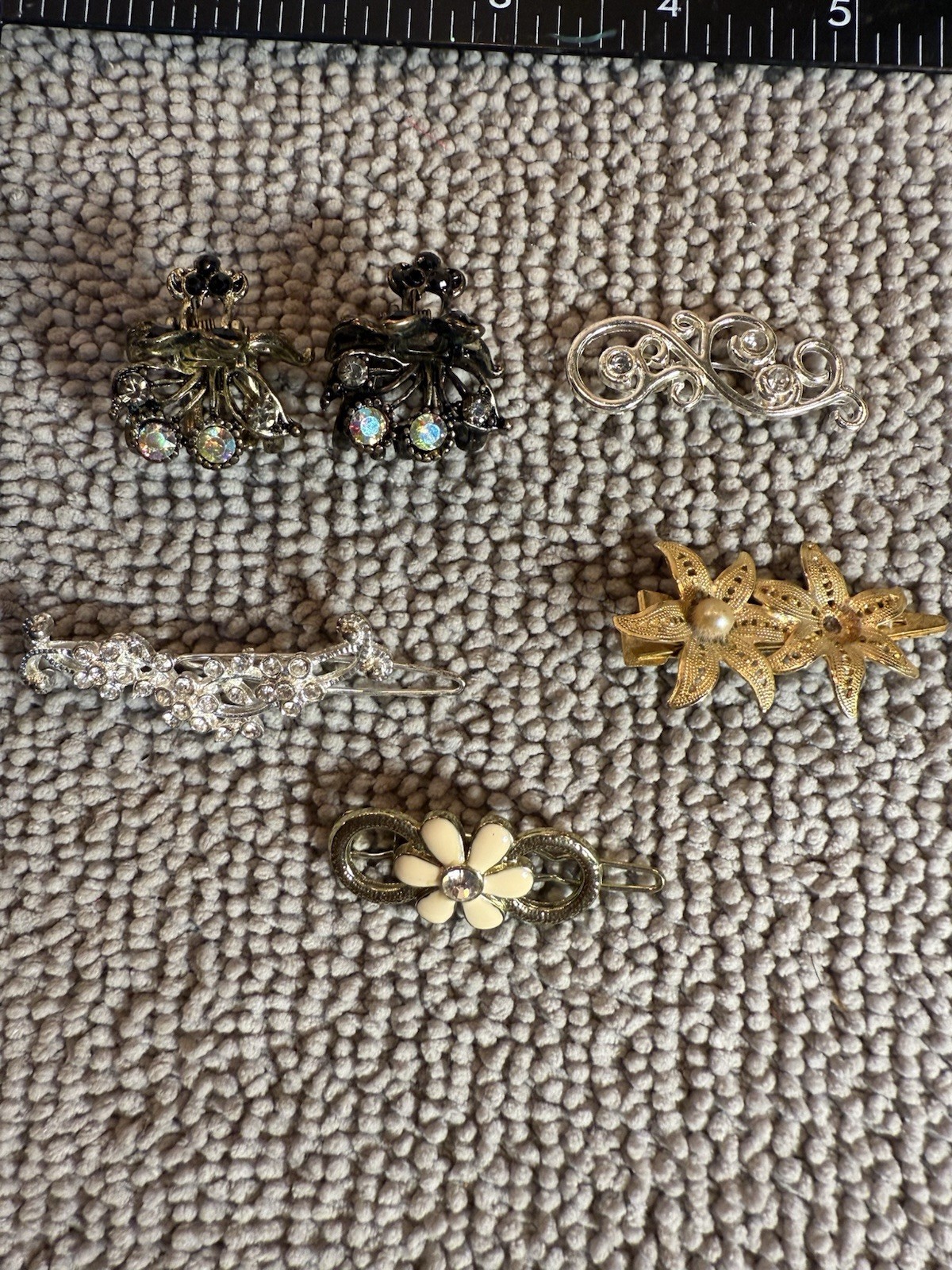 6 Multicolor Metal Fashion Hair Pins Set