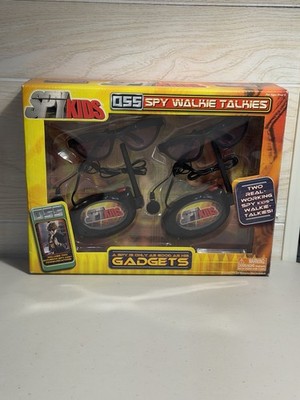 Spy Kids 2002 Play Along OSS Spy Walkie Talkies NOS Rare New Juni Carmen Movie