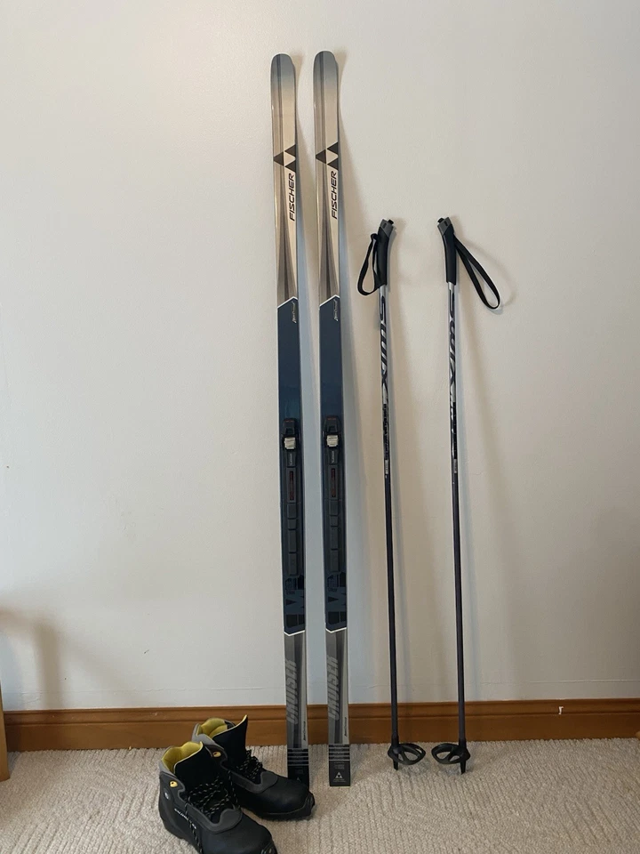 Fischer Esquís de Fondo Talla Mediana 174cm, Fijaciones, Botas Talla 11, y Bastones Foto 2 de 4