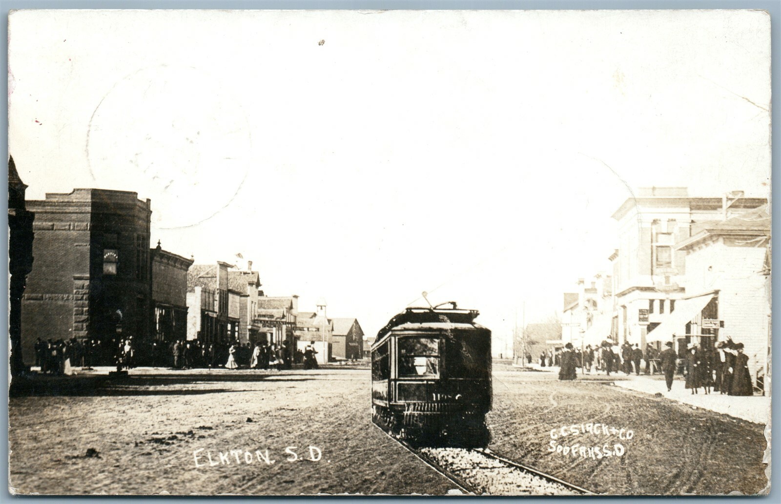 Foto 1 di 2