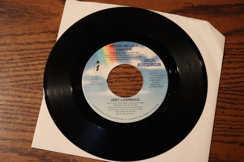 JOEY LAWRENCE VINYL 45 NOTHIN' MY LOVE CAN'T FIX B/W SLAM MIX - Picture 2 of 2