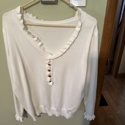 Solid White Button V Neck Casual Lettuce Trim Sweater XL Size 12 Never Worn