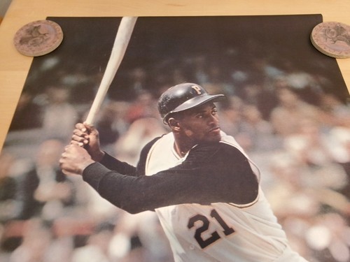 Roberto Clemente 1968 sports illustated poster - Picture 4 of 10