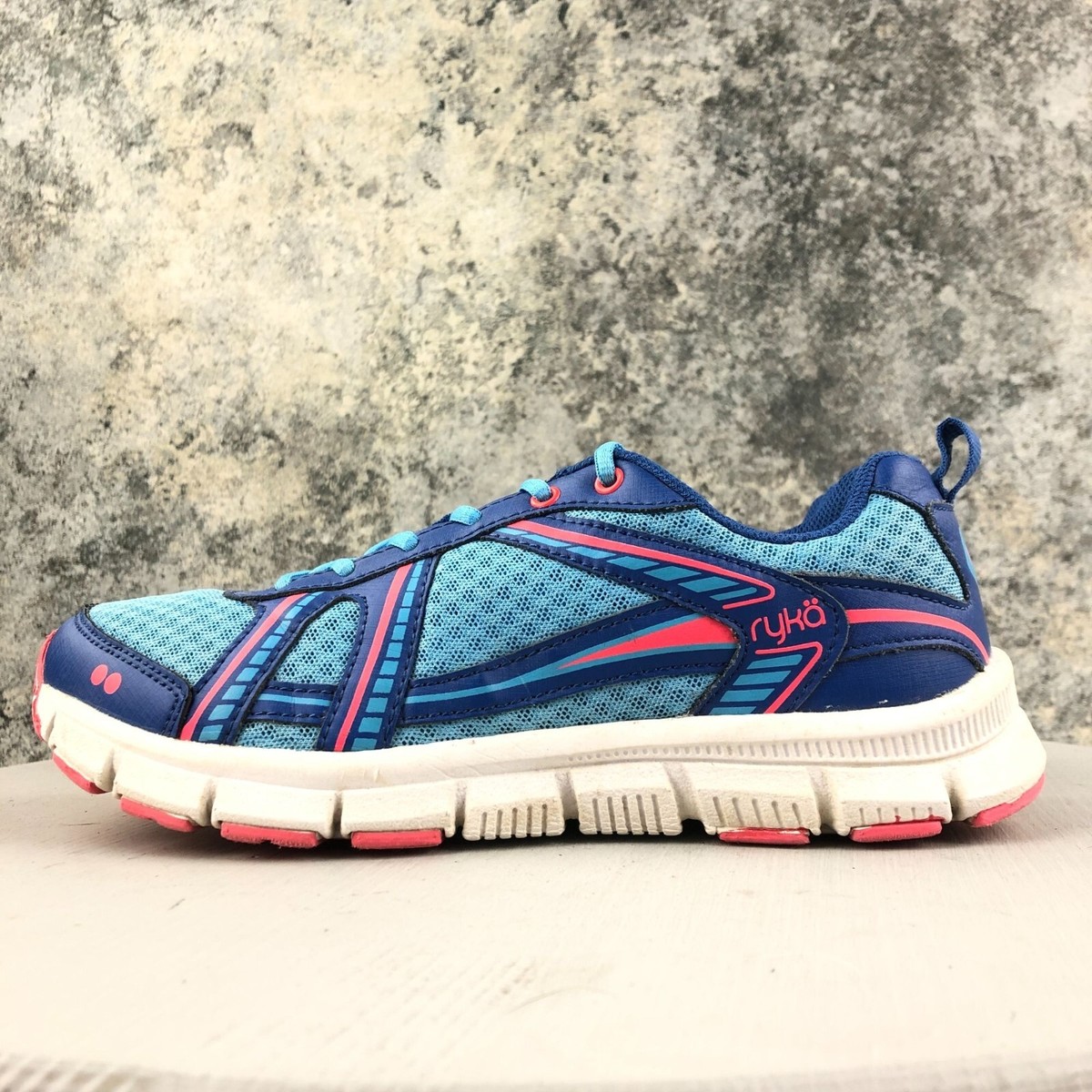 レイカです。 Ryka Women's Size 7.5M Hailee SMT Blue Leather Lace-Up Athletic