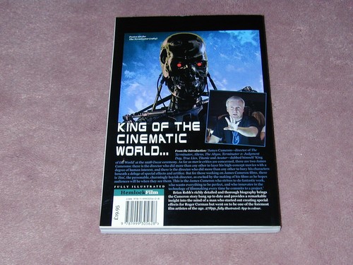 James Cameron: Innovator, softcover book by Brian J Robb - Picture 3 of 3