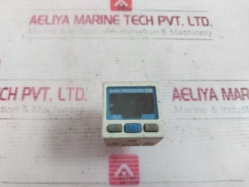 SMC ZSE30-01-25-M Vacuum Switch 12-24VDC 45MA MAX -101-101KPA - Picture 10 of 11
