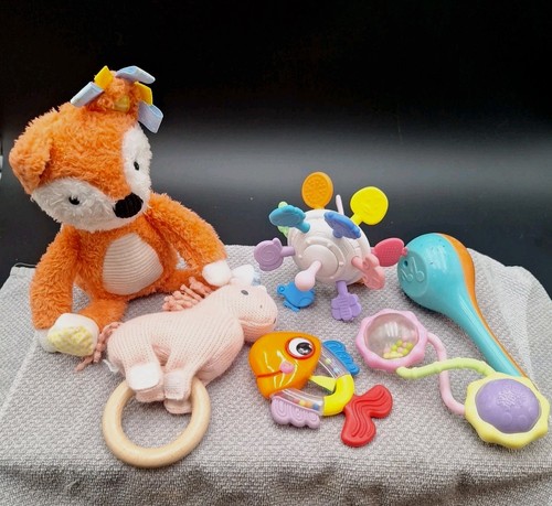 Infant-Baby-Toddler  Random Lot Of 7  Baby Toys All Clean & Cute