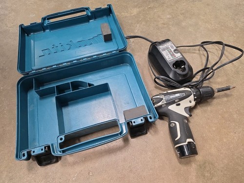 Makita FD02/AD02 Cordless Drill Tool Set 10.8V/12V Battery & Charger Untested