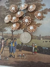 Lot Of 10  20mm Designer Button Chanel Button  Gold Tone 