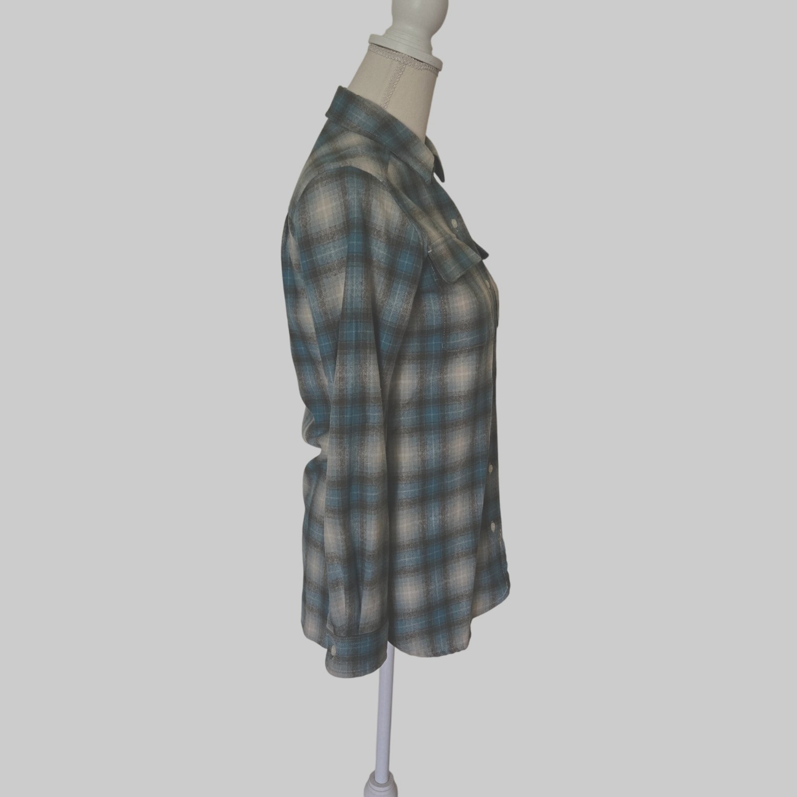 Pendleton Wool Board Blue Gray Plaid Flannel Shir… - image 2