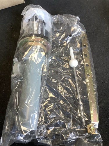 American Standard Center Set Faucet. Chrome. 2275500.002 F11 - Picture 4 of 6