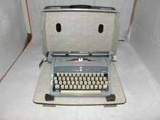 Brother Deluxe Typewriter 233 German Layout Tested and Working Used thumbnail