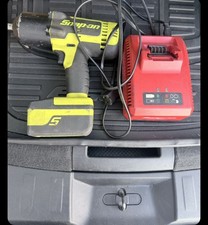 Snap-on CT9075 18V Brushless Cordless 1/2in Drive Impact Wrench w/ Battery