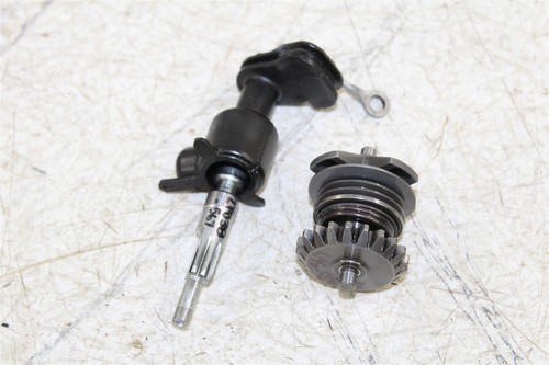 2000 Kawasaki KX 80 Power Valve Governor Shaft Arm w/ Gear 27038