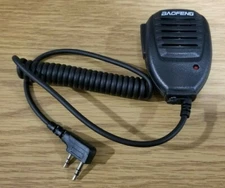 HAND SPEAKER MICROPHONE PTT FOR BAOFENG UV-5R UV-82 WALKIE TALKIE TWO WAY RADIOS