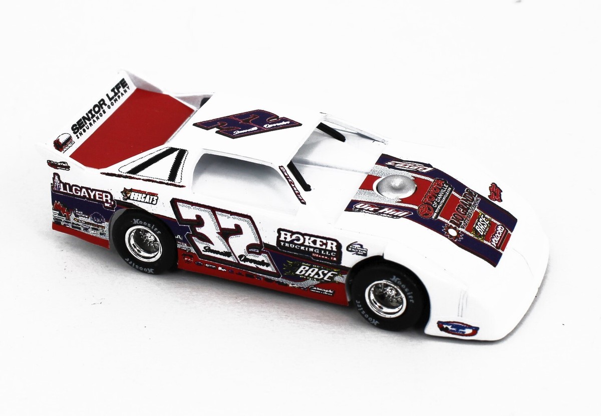 1:64 ADC Dirt Late Model 2022 *BOBBY PIERCE* #32 Hoker Trucking