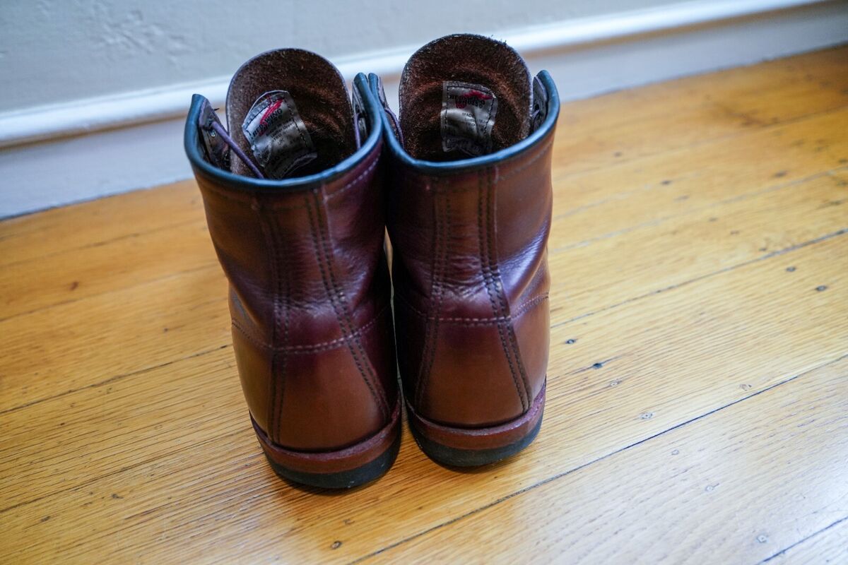 Red Wing Beckman 9011 Black Cherry Featherstone 8.5D seconds Red Wing Beckman 9011 Black Cherry Featherstone 8.5D seconds