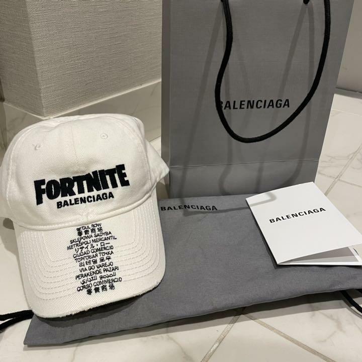 BALENCIAGA × FORTNITE Cap Limited to 200 pieces worldwide BALENCIAGA × FORTNITE Cap Limited to 200 pieces worldwide