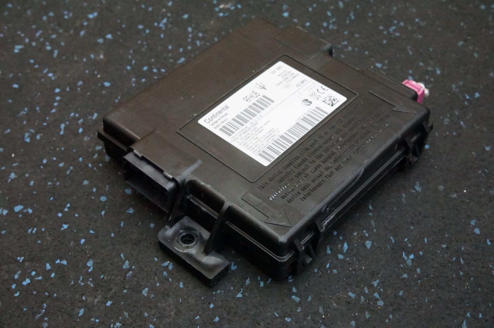 Passive Entry Remote Start Key Fob Control Module 670101219 Maserati Ghibli M157