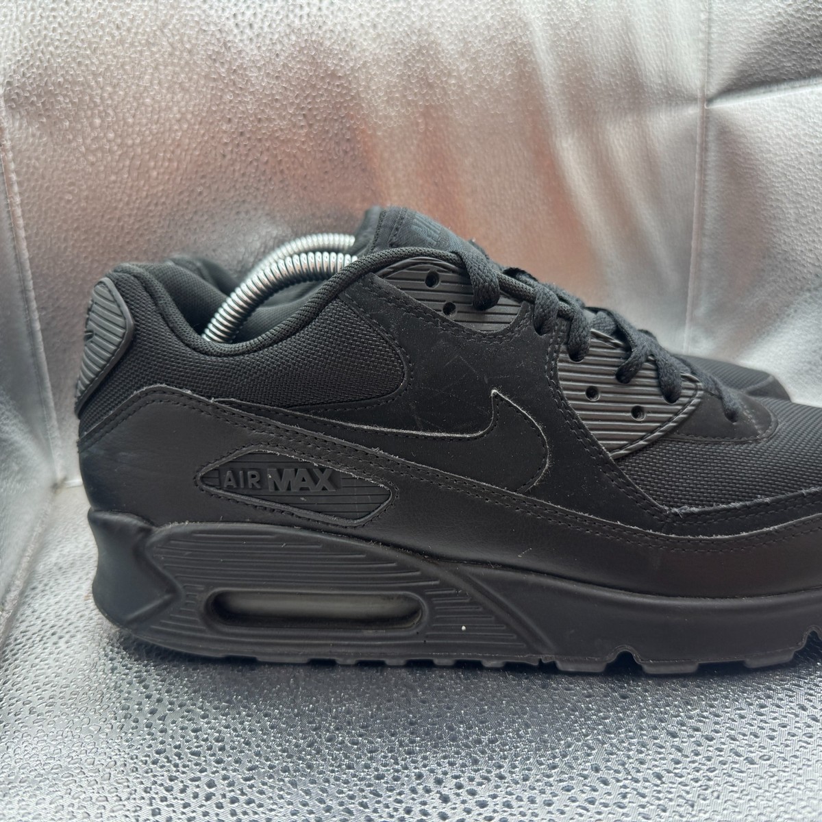 Size Nike Air Max 90 Essential Mens Black Running Sneaker 537384-092
