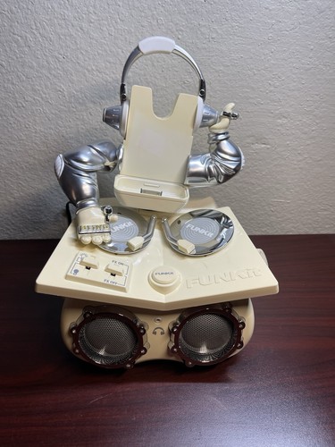 FUNKIT DJ Animated Speaker Vintage iPod Docking System White RARE