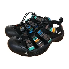 WOMEN'S KEEN NEWPORT H2  STYLE: 1003480 COLOR RAYA BLACK SIZE 6.5 Closed Toe