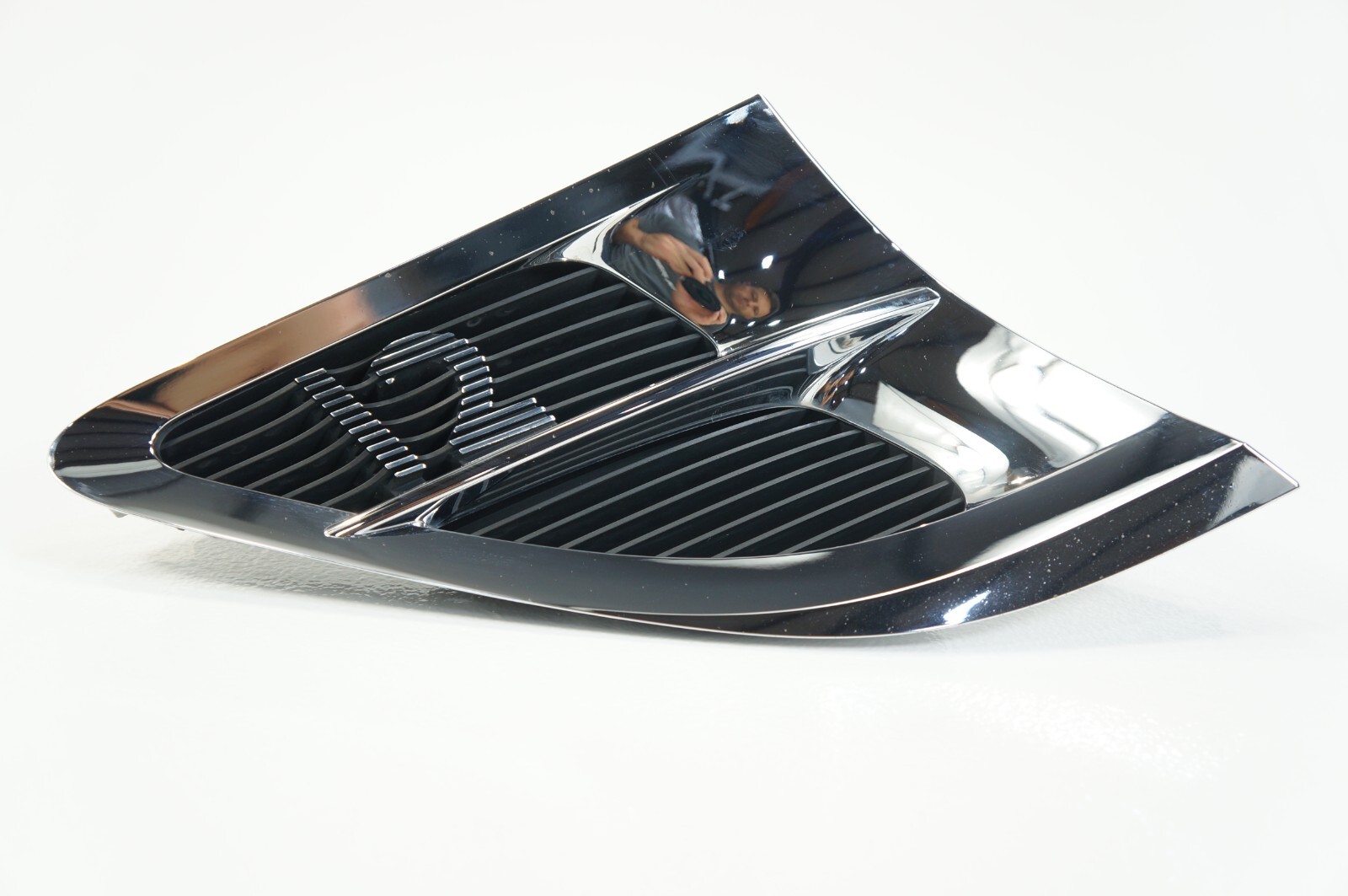 BENTLEY CONTINENTAL GT III W12 LEFT FENDER CHROME SIDE GRILL WING VENT 2017-2022