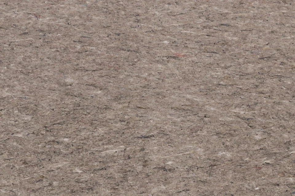 Almohadillas de alfombra acolchadas extra antideslizantes ecológicas para alfombras y corredores de todos los tamaños Foto 2 de 4