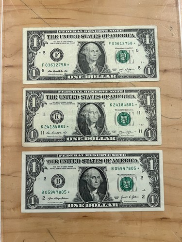 $32 WORTH OF STAR NOTES 2013 2017 2021 - TWO $10s, ONE $5, and SEVEN $1s - Picture 14 of 18