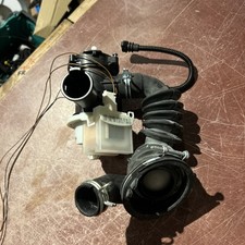 Bosch WAN28050GB/32 Washing Machine Waste Drain Pump Filter & Housing 1034336