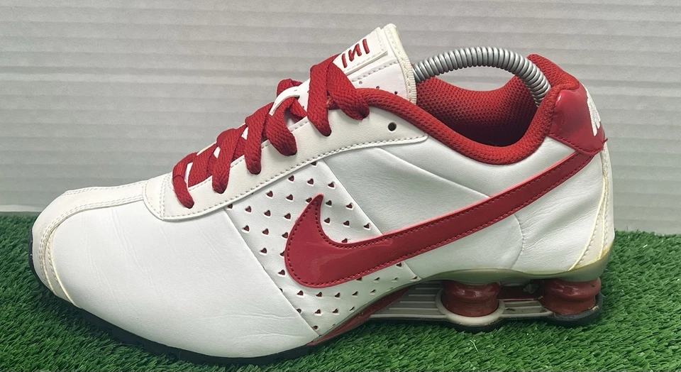 RARO - Mujer Nike Shox ll Blanco/Rojo Talla 8.5 San Valentín Corazón 343907-166 Foto 2 de 4