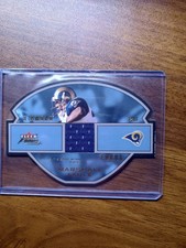 Marshall Faulk 2003 Fleer Focus Diamond Focus Game Used Jersey #2 Rams /200