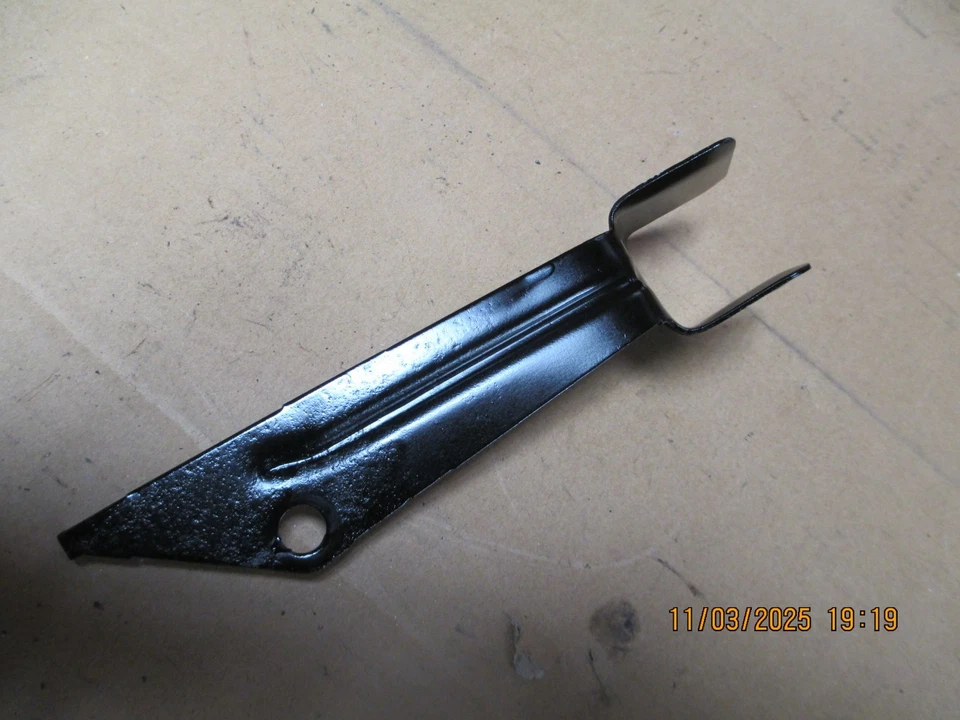 1961-1979 Pontiac V8 без переменного тока нагреватель шланг кронштейн Firebird GTO Trans Am. Б/У от оригинального производителя. - Изображение 2 из 3