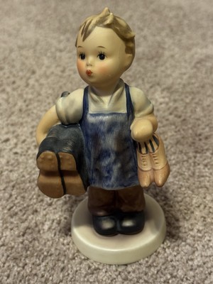 Vintage Goebel Hummel  ''Boots'' Figurine 5 1/4'' #143/0 TMK-3