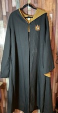 Official Universal Studios Harry Potter Hufflepuff Robe Costume Adult Size L